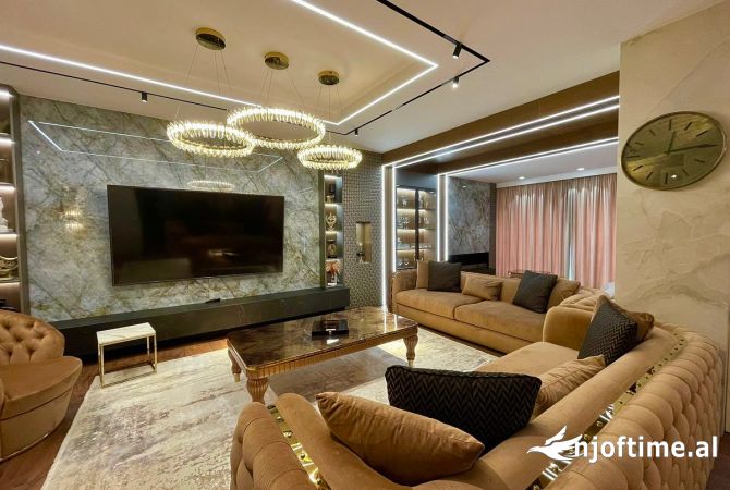 Shtepi me qera 3+1 ne Tirane - 4,000 Euro