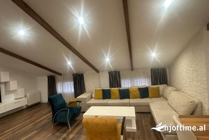 Shtepi me qera 3+1 ne Tirane - 1,500 Euro