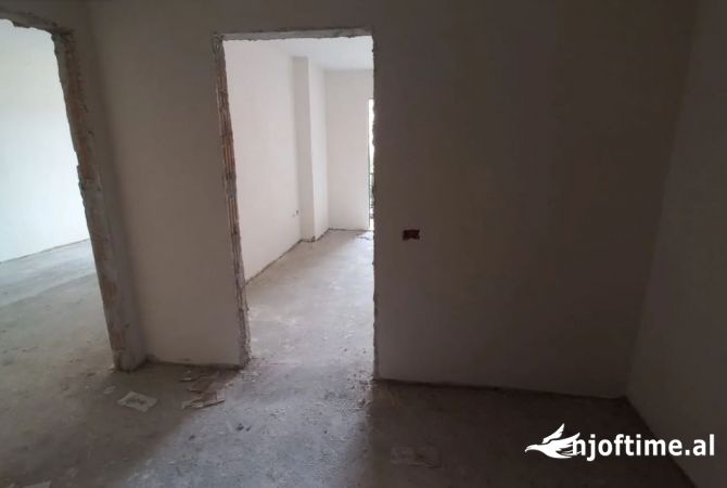 Shtepi ne shitje 2+1 ne Tirane - 103,800 Euro