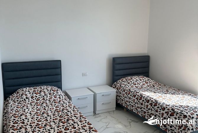 Shtepi ne shitje Apartament ne Lezhe, 2+1, Mobilimi E mobiluar, Pagesa 216,000  Euro.
