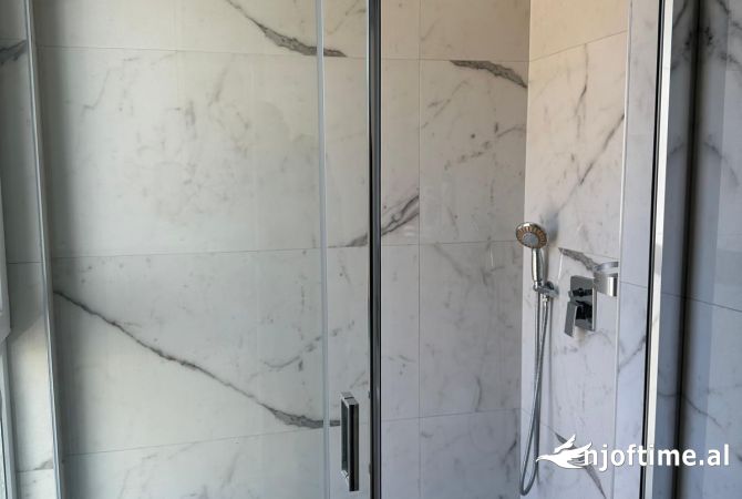 Shtepi ne shitje Apartament ne Lezhe, 2+1, Mobilimi E mobiluar, Pagesa 216,000  Euro.