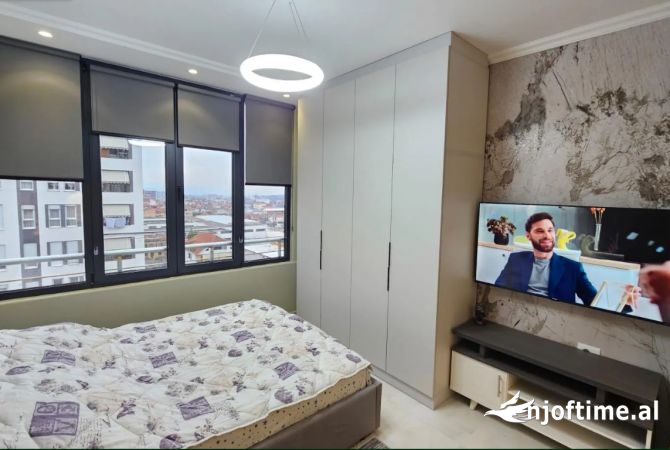 Shtepi me qera Garsoniere ne Tirane - 370 Euro