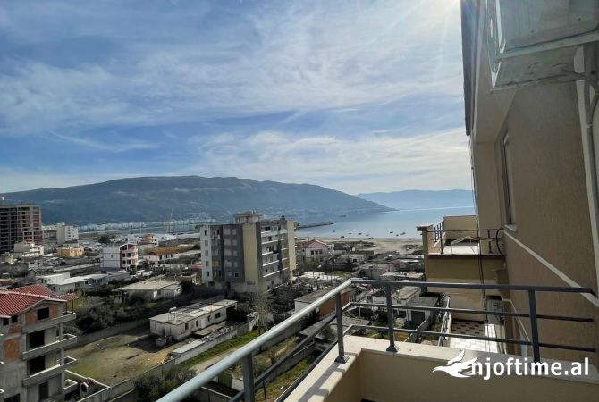 Shtepi ne shitje Apartament ne Vlore, 2+1, Mobilimi E mobiluar, Pagesa 170,000  Euro.