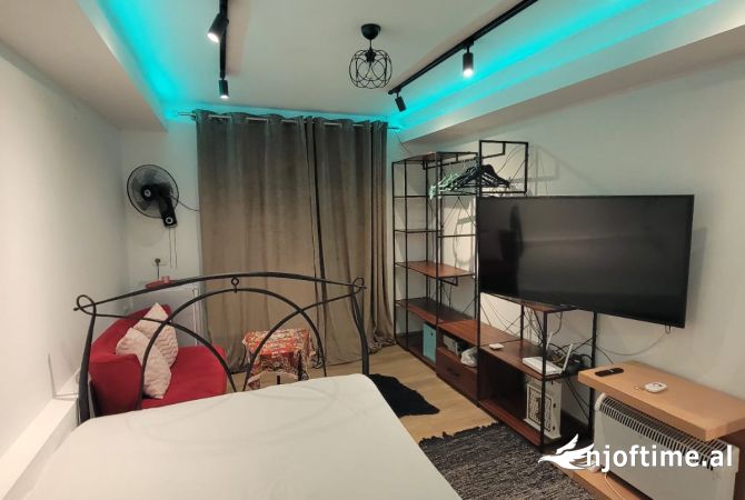 Shtepi me qera Garsoniere ne Tirane - 35,000 Leke