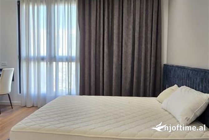 Shtepi me qera 1+1 ne Tirane - 860 Euro