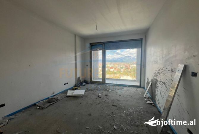 Shtepi ne shitje Apartament ne Tirane, 1+1, Mobilimi Bosh, pa mobiluar, Pagesa 97,000  Euro.