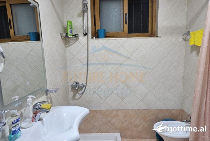 Shtepi me qera Apartament ne Tirane, 1+1, Mobilimi E mobiluar, Pagesa 500  Euro.