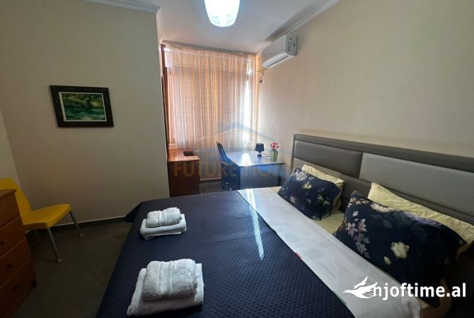 Shtepi me qera Apartament ne Tirane, 2+1, Mobilimi E mobiluar, Pagesa 750  Euro.