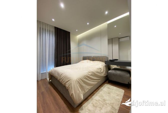 Shtepi me qera Apartament ne Tirane, 2+1, Mobilimi E mobiluar, Pagesa 950  Euro.