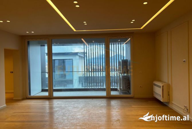 Shtepi ne shitje Apartament ne Tirane, 3+1, Mobilimi Bosh, pa mobiluar, Pagesa 390,000  Euro.