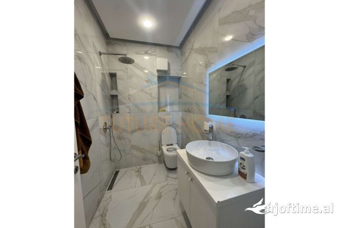 Shtepi me qera Apartament ne Tirane, 2+1, Mobilimi E mobiluar, Pagesa 600  Euro.