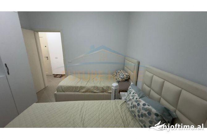 Shtepi me qera Apartament ne Tirane, 2+1, Mobilimi E mobiluar, Pagesa 400  Euro.