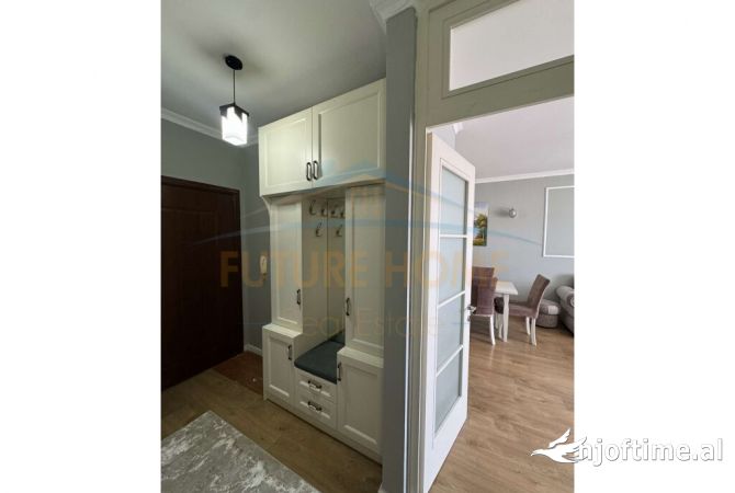 Shtepi me qera Apartament ne Tirane, 2+1, Mobilimi E mobiluar, Pagesa 550  Euro.