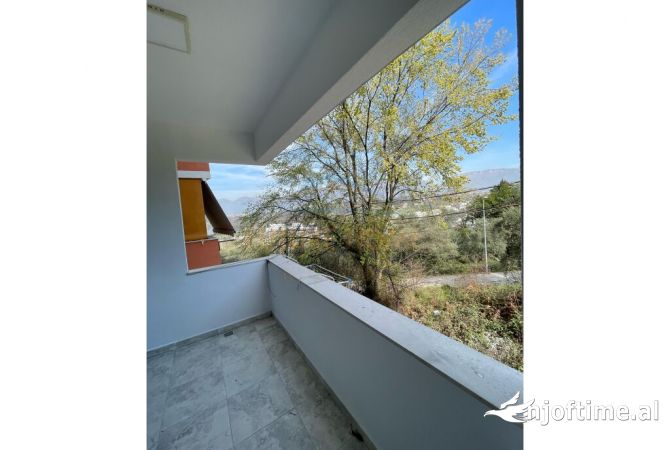 Shtepi me qera Apartament ne Tirane, 1+1, Mobilimi E mobiluar, Pagesa 600  Euro.