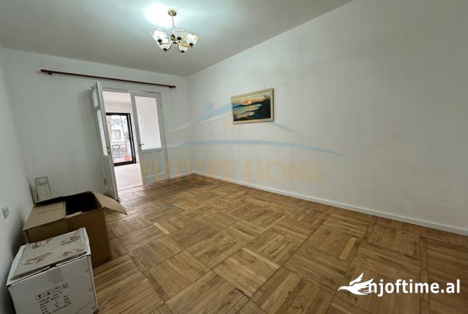 Shtepi me qera 3+1 ne Tirane - 900 Euro