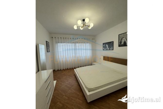 Shtepi me qera Apartament ne Tirane, 2+1, Mobilimi E mobiluar, Pagesa 550  Euro.