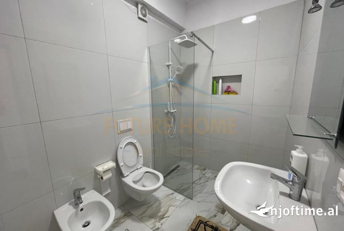 Shtepi me qera Apartament ne Tirane, 2+1, Mobilimi E mobiluar, Pagesa 850  Euro.
