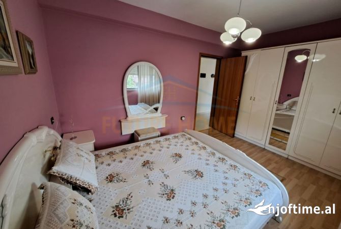 Shtepi me qera Apartament ne Tirane, 2+1, Mobilimi E mobiluar, Pagesa 700  Euro.