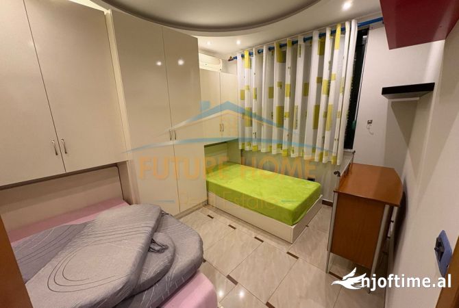 Shtepi me qera Apartament ne Tirane, 2+1, Mobilimi E mobiluar, Pagesa 1,000  Euro.
