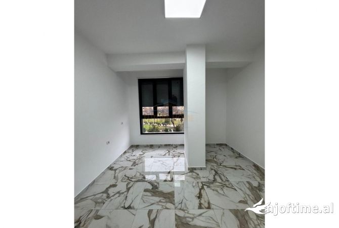 Shtepi me qera 2+1 ne Tirane - 650 Euro