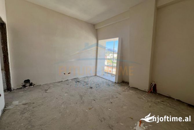 Shtepi ne shitje Apartament ne Tirane, 1+1, Mobilimi E mobiluar, Pagesa 135,000  Euro.