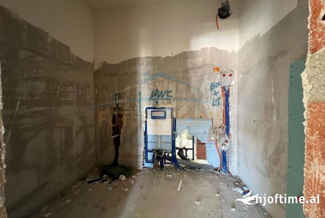 Shtepi ne shitje Apartament ne Tirane, 1+1, Mobilimi E mobiluar, Pagesa 135,000  Euro.