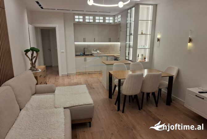 Shtepi ne shitje 2+1 ne Tirane - 225,000 Euro