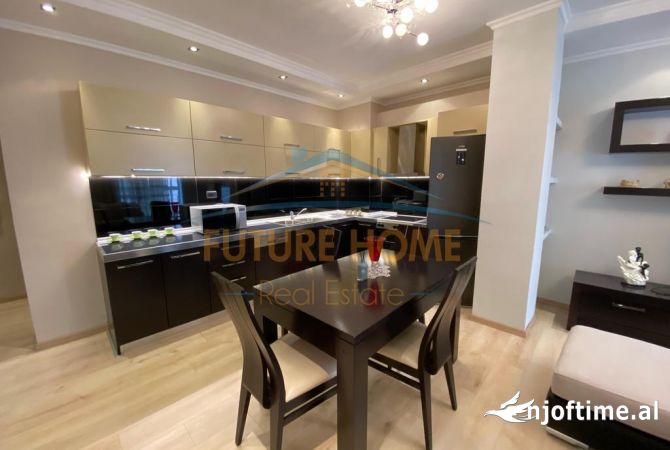 Shtepi me qera Apartament ne Tirane, 2+1, Mobilimi E mobiluar, Pagesa 700  Euro.