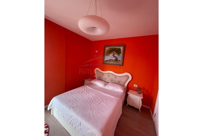 Shtepi me qera Apartament ne Tirane, 2+1, Mobilimi E mobiluar, Pagesa 650  Euro.