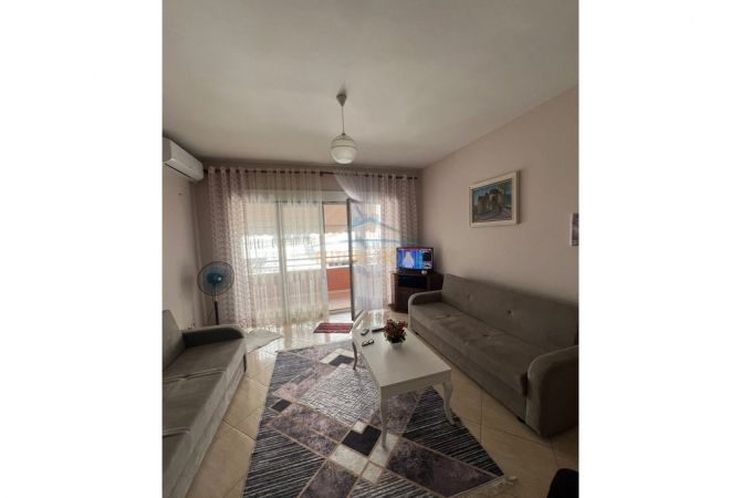 Shtepi me qera Apartament ne Tirane, 2+1, Mobilimi E mobiluar, Pagesa 620  Euro.