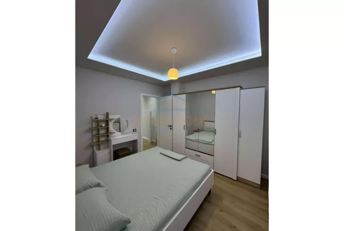 Shtepi me qera Apartament ne Tirane, 2+1, Mobilimi E mobiluar, Pagesa 850  Euro.