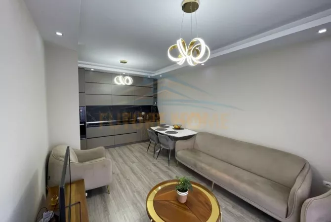 Casa in affitto 2+1 a Tirana - 950 Euro