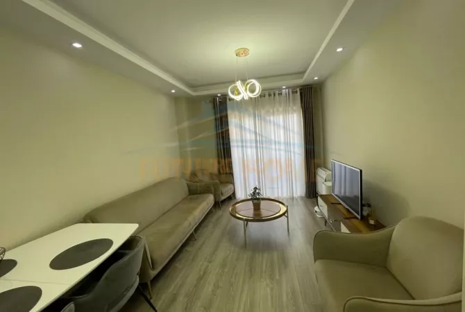 Casa in affitto 2+1 a Tirana - 950 Euro