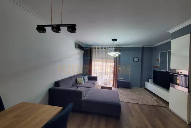 Shtepi me qera Apartament ne Tirane, 2+1, Mobilimi E mobiluar, Pagesa 450  Euro.