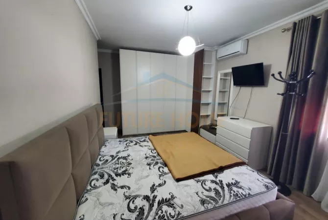 Shtepi me qera 2+1 ne Tirane - 450 Euro