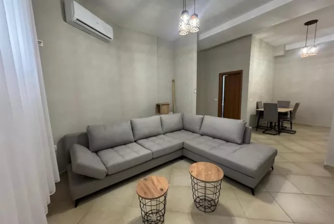 Shtepi ne shitje 2+1 ne Tirane - 110,000 Euro