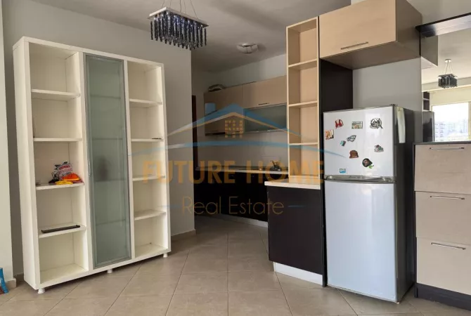 Shtepi me qera 2+1 ne Tirane - 600 Euro