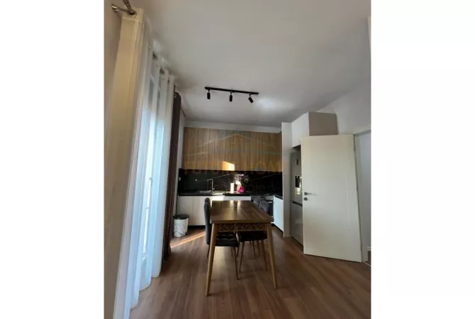 Shtepi ne shitje 2+1 ne Tirane - 195,000 Euro