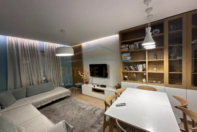 Shtepi me qera 2+1 ne Tirane - 700 Euro