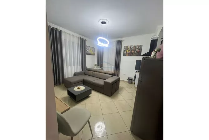 Shtepi me qera 1+1 ne Tirane - 420 Euro