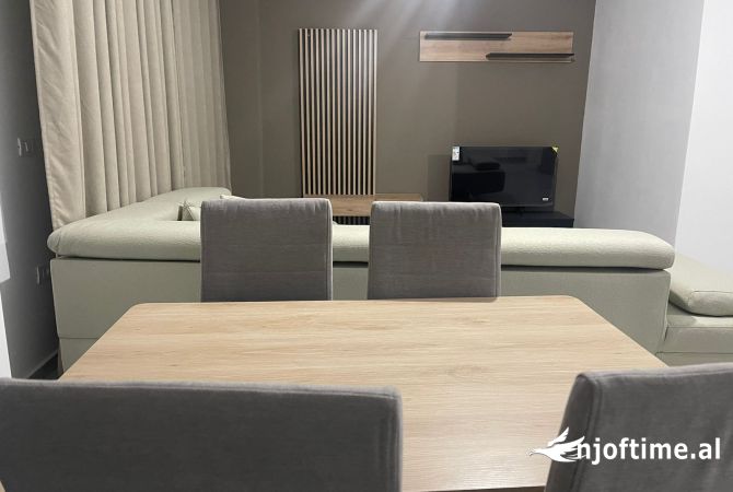 Shtepi me qera 1+1 ne Tirane - 35,000 Leke