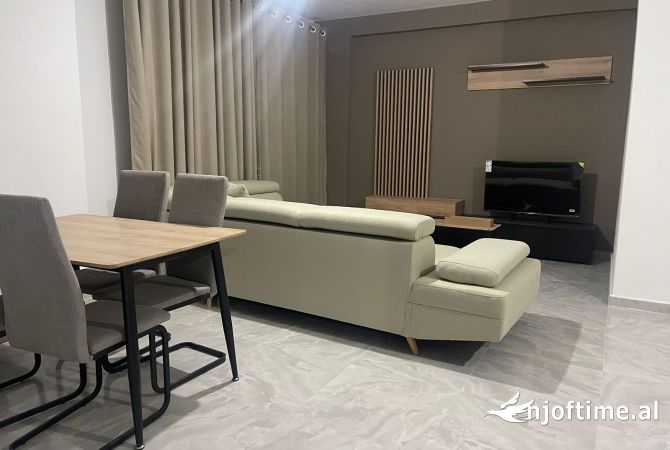 Shtepi me qera Apartament ne Tirane, 1+1, Mobilimi E mobiluar, Pagesa 35,000  Leke.