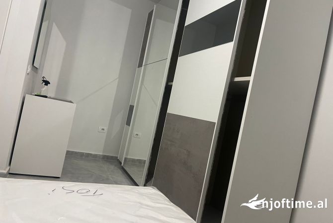 Shtepi me qera Apartament ne Tirane, 1+1, Mobilimi E mobiluar, Pagesa 35,000  Leke.