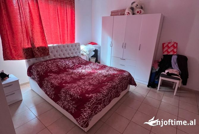 Shtepi ne shitje 2+1 ne Tirane - 10,000,000 Leke