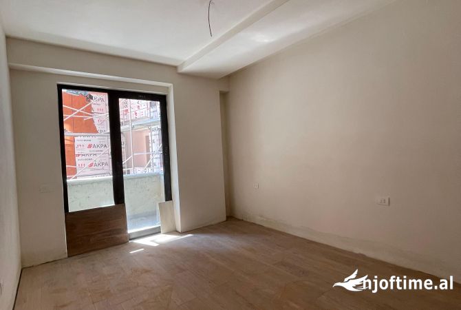 Shtepi ne shitje 2+1 ne Tirane - 122,000 Euro