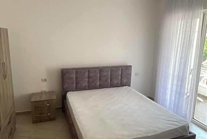 Shtepi me qera 2+1 ne Tirane - 550 Euro