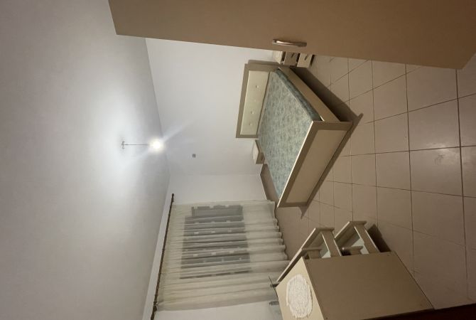 Shtepi me qera 1+1 ne Tirane - 35,000 Leke