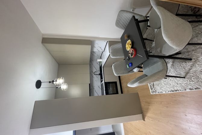 Shtepi me qera 2+1 ne Tirane - 650 Euro