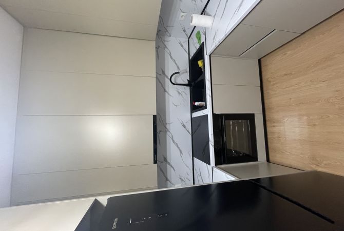 Shtepi me qera Apartament ne Tirane, 2+1, Mobilimi E mobiluar, Pagesa 650  Euro.