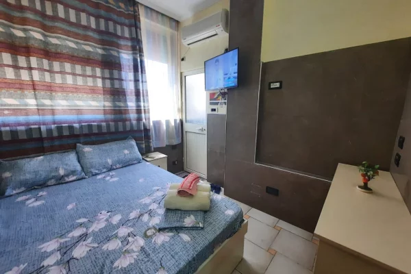 Shtepi me qera Garsoniere ne Tirane - 37,000 Leke